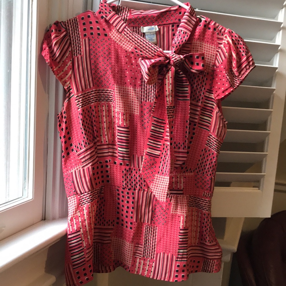 Odille silk blouse with asymmetric buttons and bow